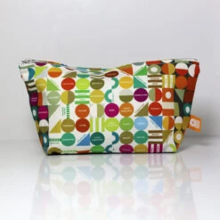Peak District Beauty Spots Wash Bag -Kitchenware Store PDD Peak District Beauty Spots Small Bag